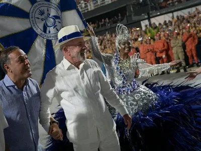 Lula na Sapucaí: 47% avaliam desfile legal e 45% vêem propaganda antecipada