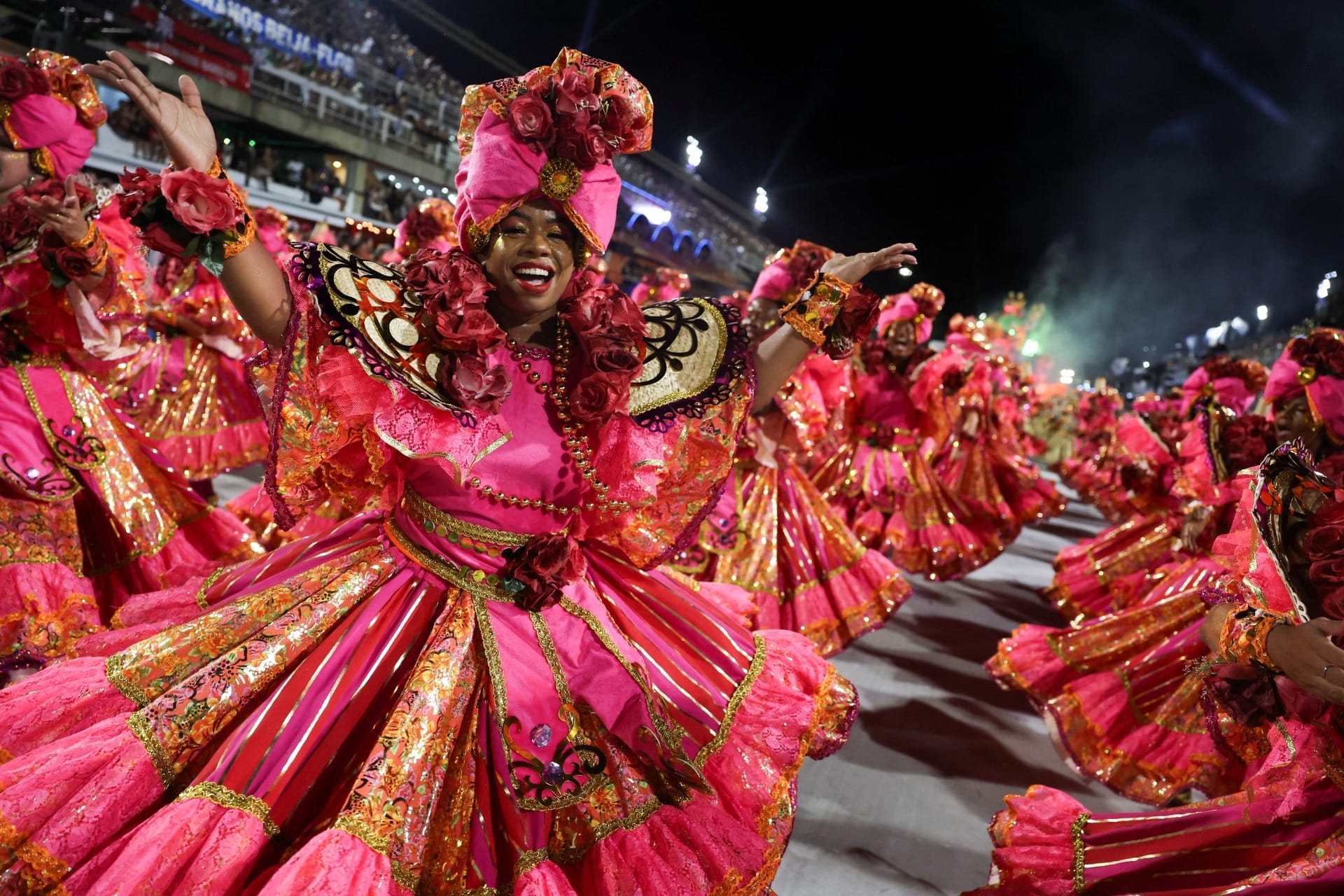 Beija-Flor celebrou a maior festa de candomblé de rua do mundo