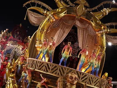 Saiba quais escolas estarão no desfile das campeãs de SP e quando acontece