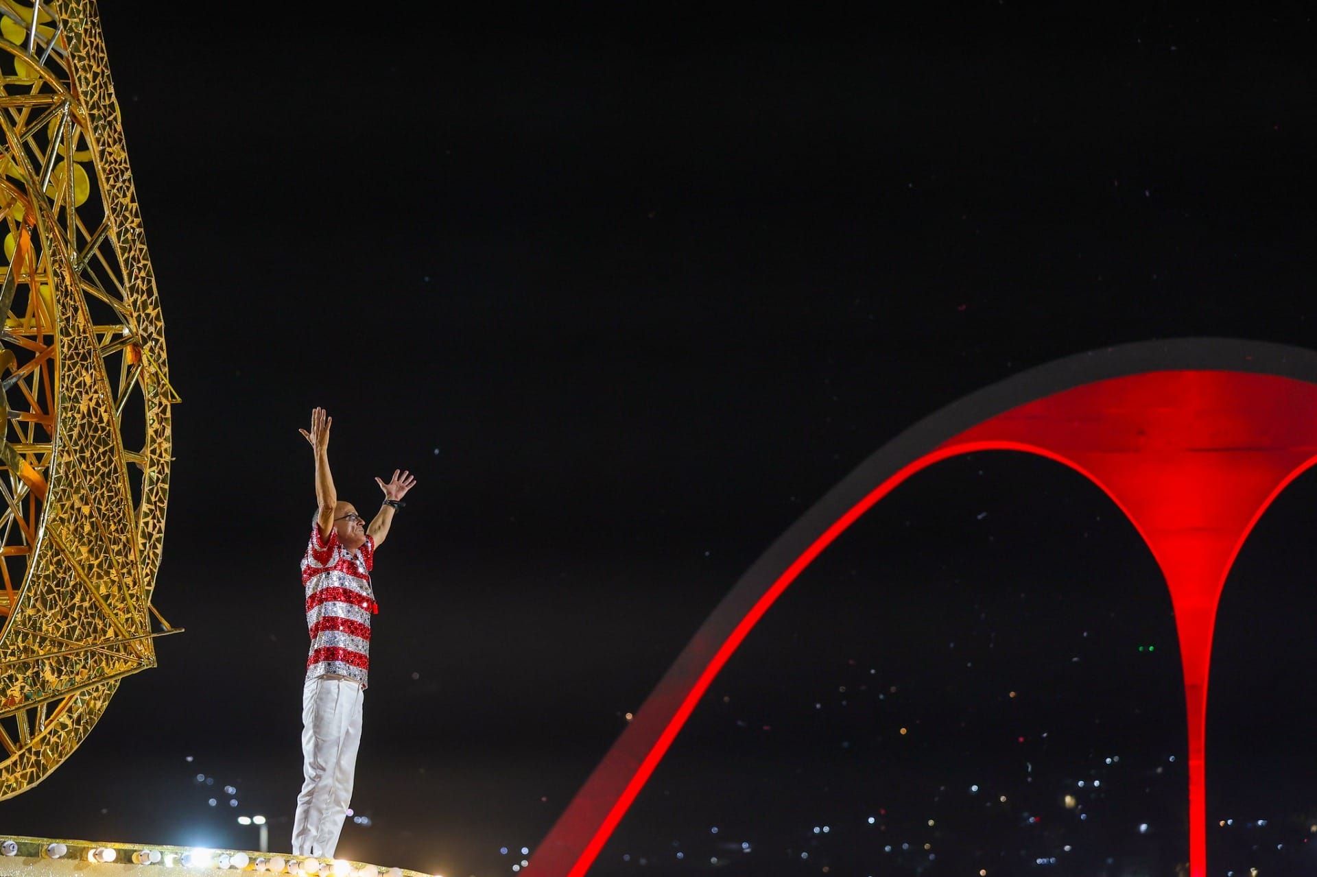 Homenagem emocionou Sapucaí