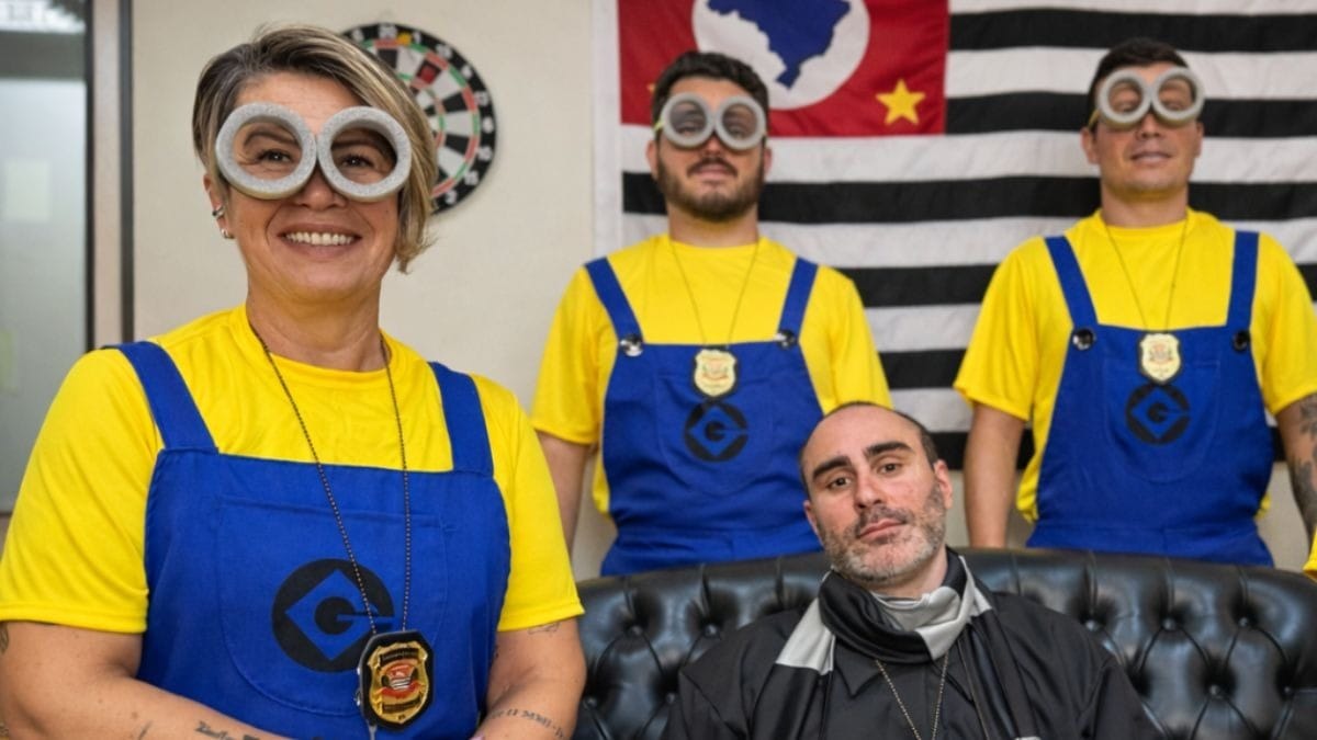 Com fantasias de Minions, policiais prendem 4 suspeitos no Carnaval de SP