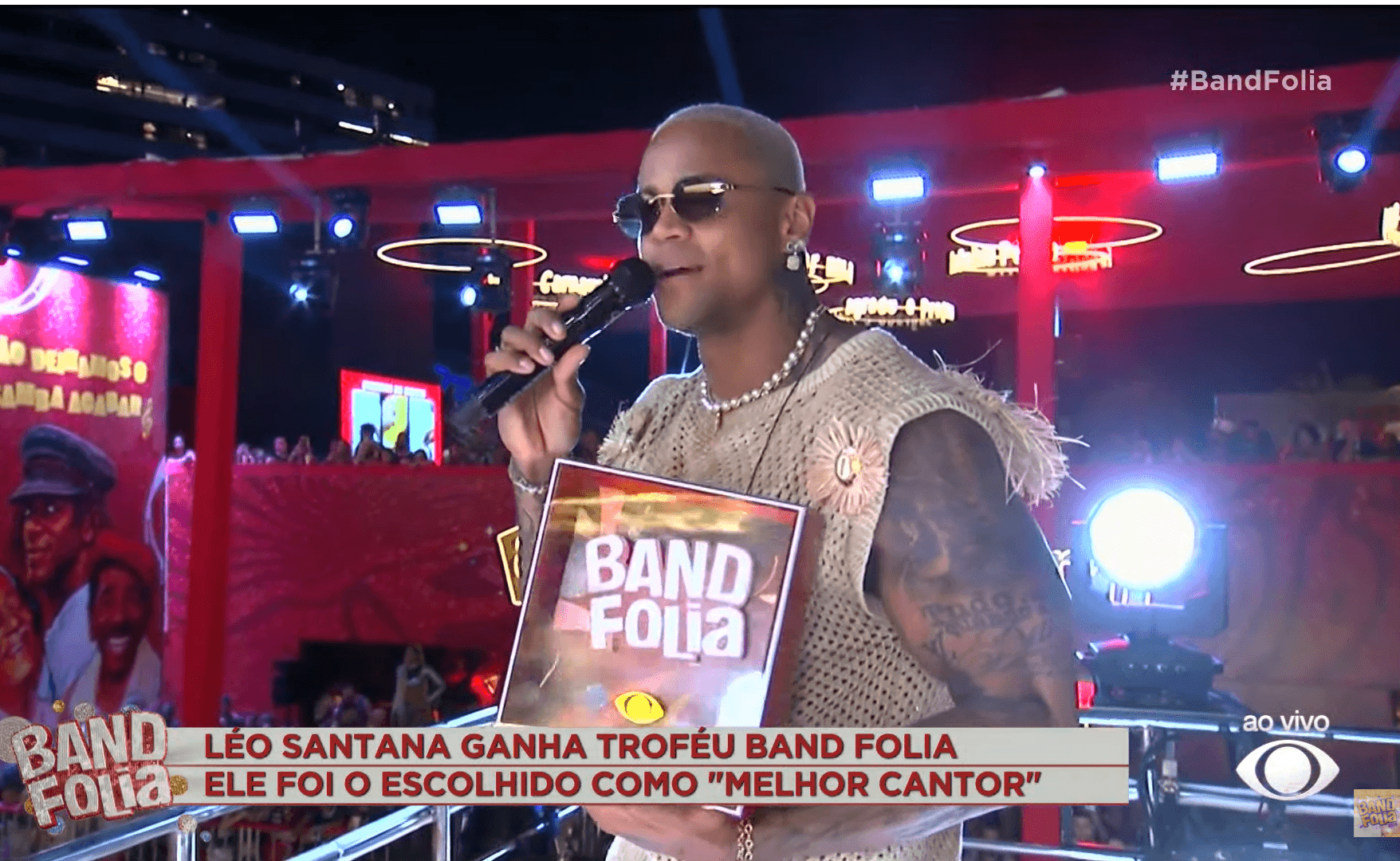 Léo Santana ganha o Troféu Band Folia de Melhor Cantor