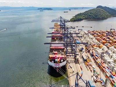 Denúncia aponta plano para tentar barrar leilões no Porto de Paranaguá