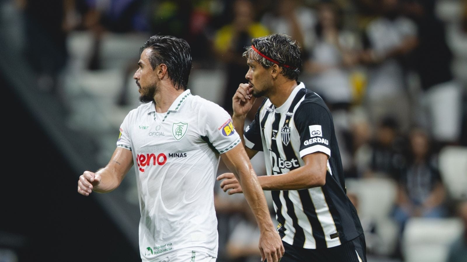 Scarpa comenta reencontro com Willian Bigode: "Não vejo a hora de receber"