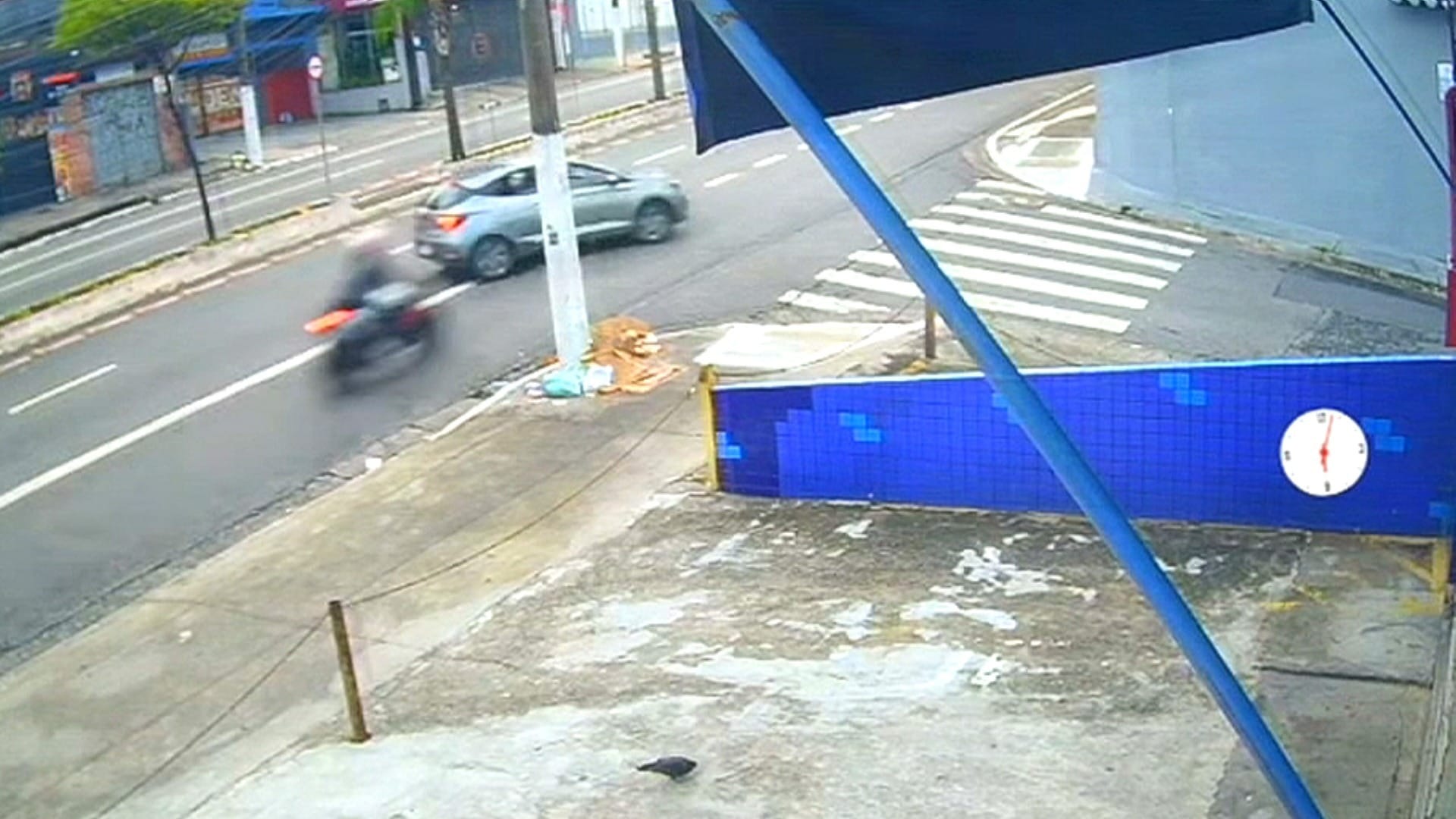 Motorista embriagado faz conversão proibida e mata PM na Zona Leste de SP