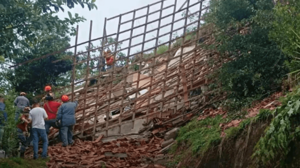 Morador desaparece após deslizamentos de terra em Natividade da Serra