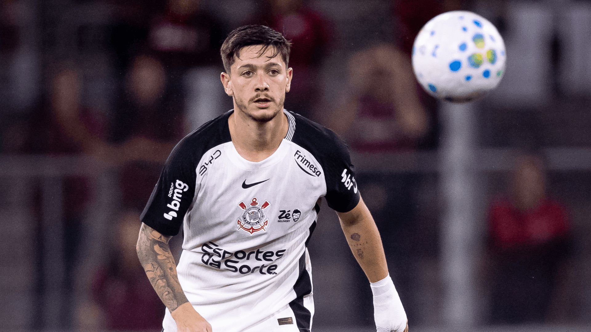 Corinthians estreia na Libertadores e tenta espantar a crise; onde assistir