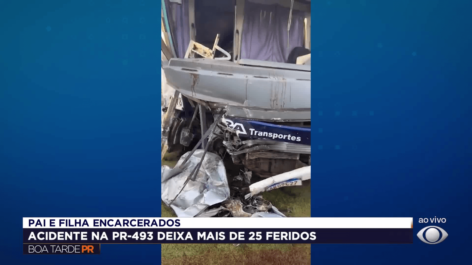 Pato Branco: acidente na PR-493 deixa pai e filha presos