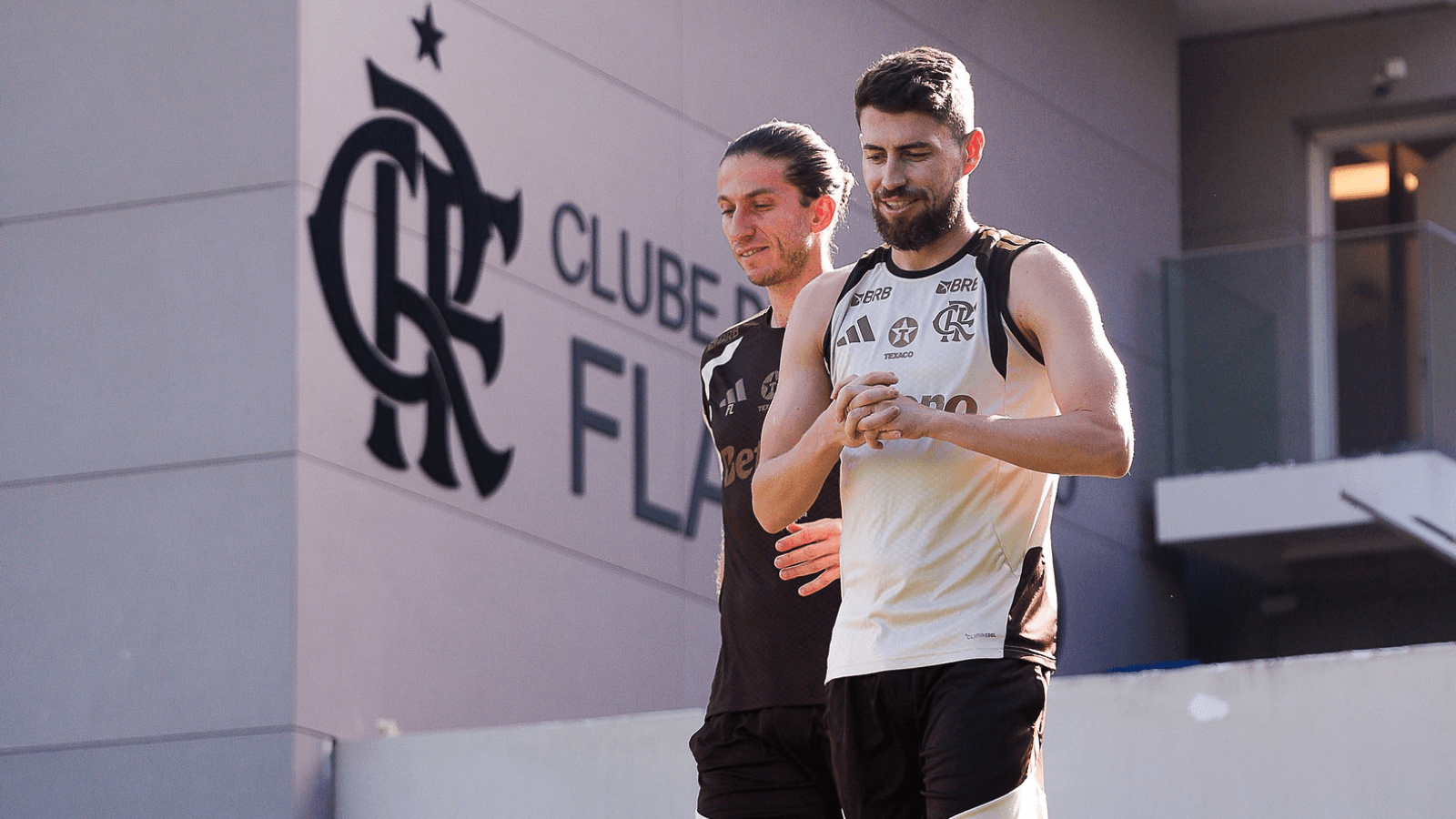 Jorginho e Filipe Luís em treino do Flamengo. Foto: Gilvan de Souza/Flamemgo