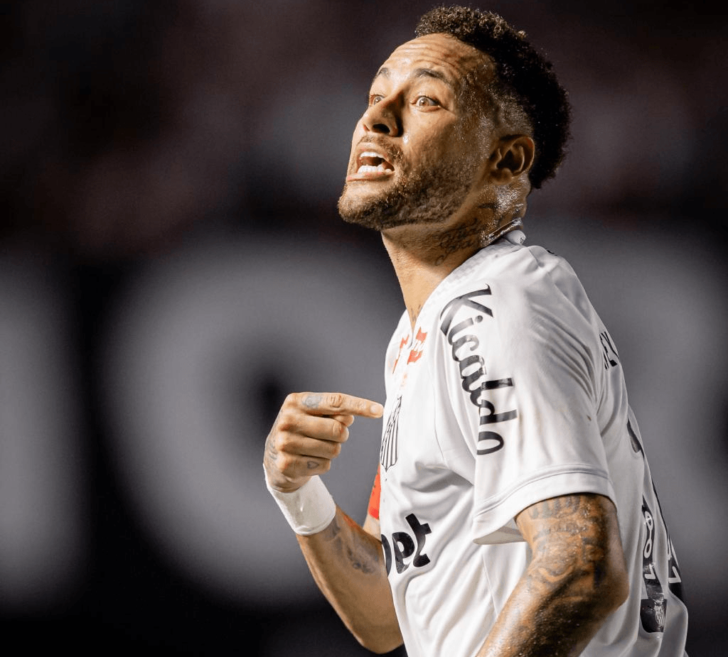 Santos bate Vasco com 2 gols de Neymar e sai da zona de rebaixamento