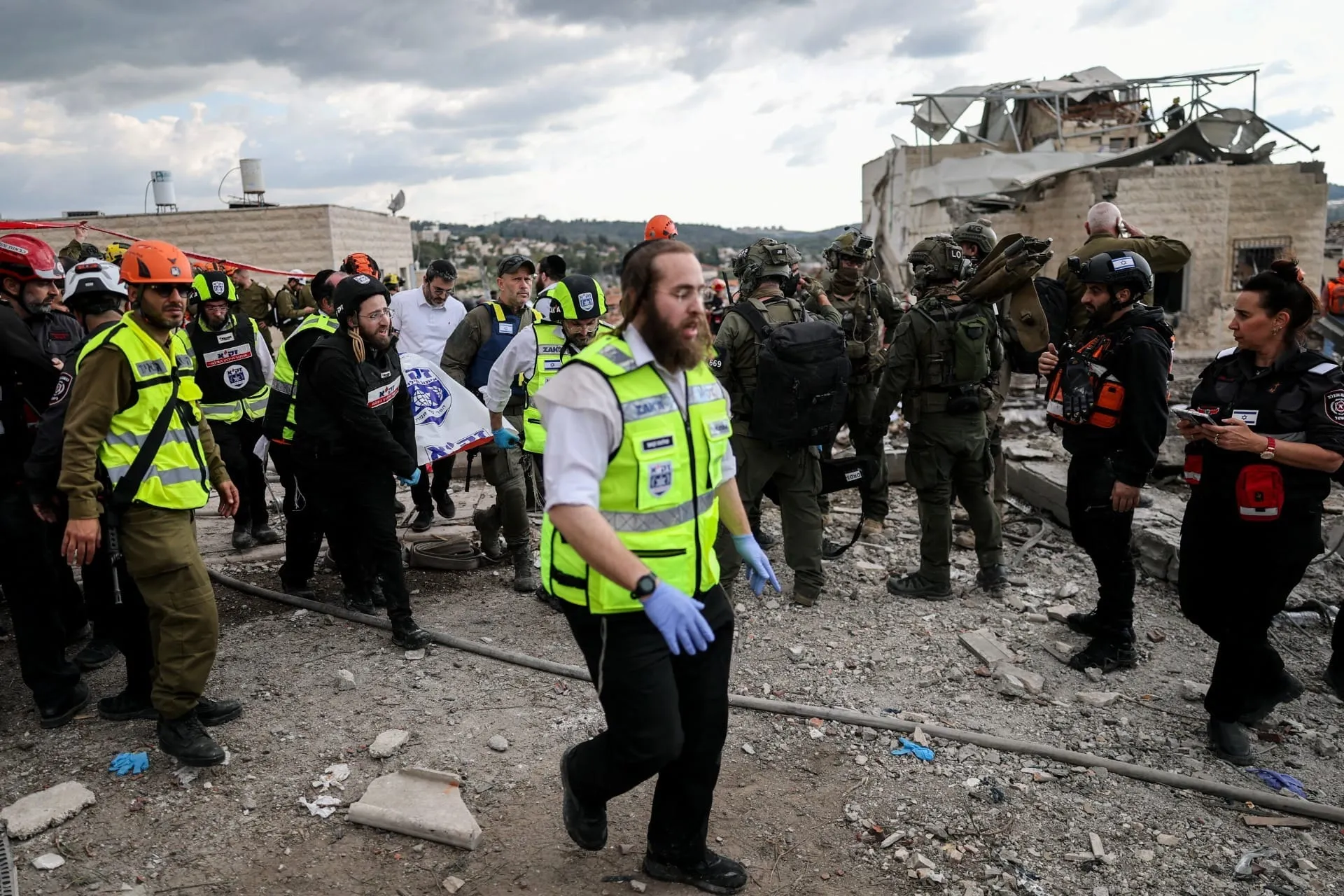 Ataque iraniano em Beit Shemesh, Israel | Foto: REUTERS/Ammar Awad