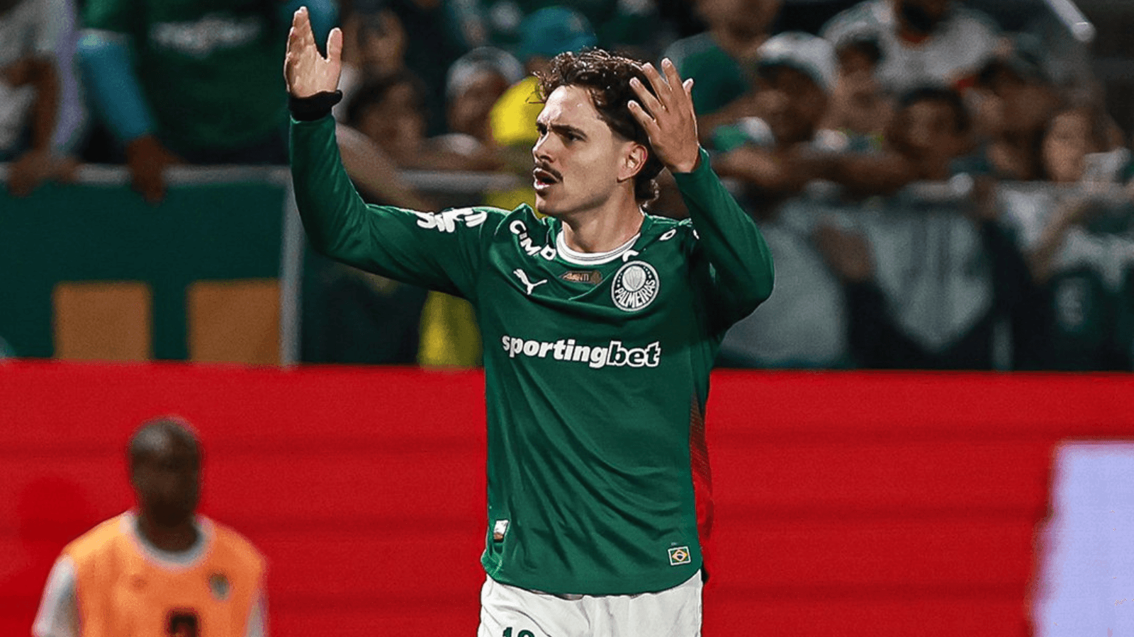 Com polêmicas, Palmeiras vence o São Paulo e vai à final do Paulistão
