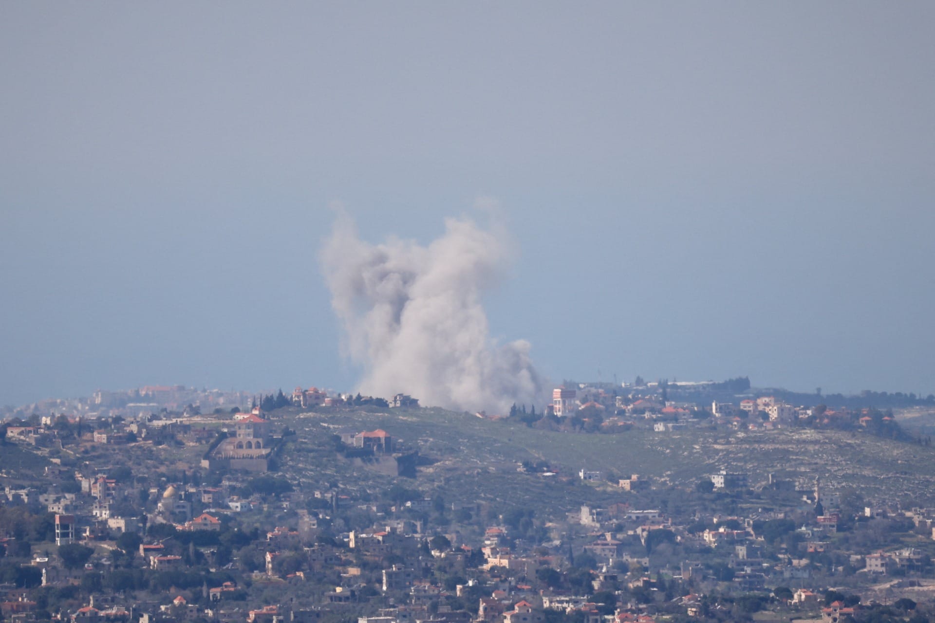 Presidente do Líbano pede fim dos ataques mútuos entre Israel e o Hezbollah