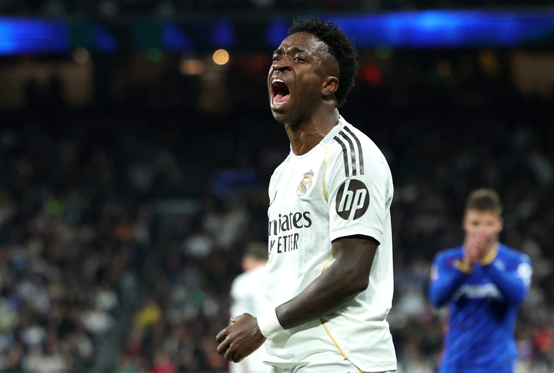 Real perde em casa e vê Barcelona abrir vantagem na liderança do Espanhol