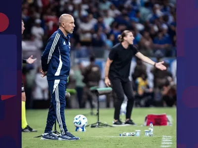 Flamengo acerta contratação do técnico Leonardo Jardim