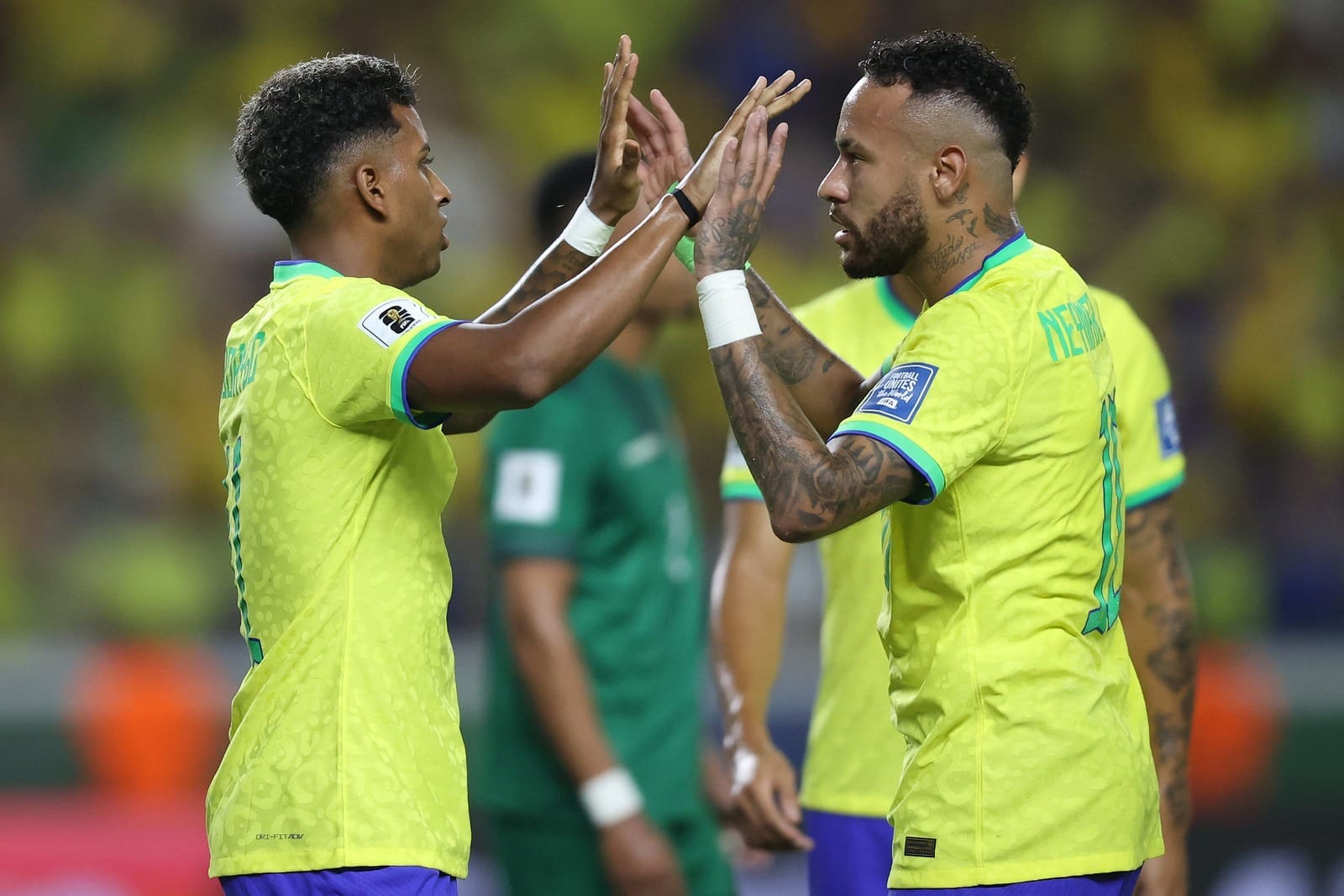 Neymar posta mensagem de apoio a Rodrygo, que deve perder a Copa do Mundo