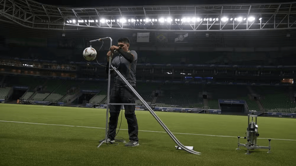Fifa avalia grama sintética, e Palmeiras estima data de retorno ao Allianz