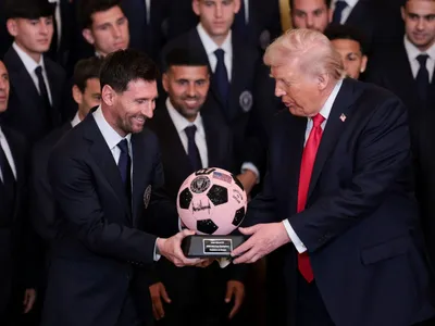 Trump recebe Inter Miami na Casa Branca e pergunta se Messi superou Pelé