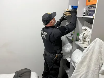 Polícia Civil faz operação contra golpes em empresas da construção no PR