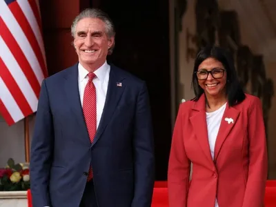Estados Unidos e Venezuela concordam em restabelecer laços diplomáticos