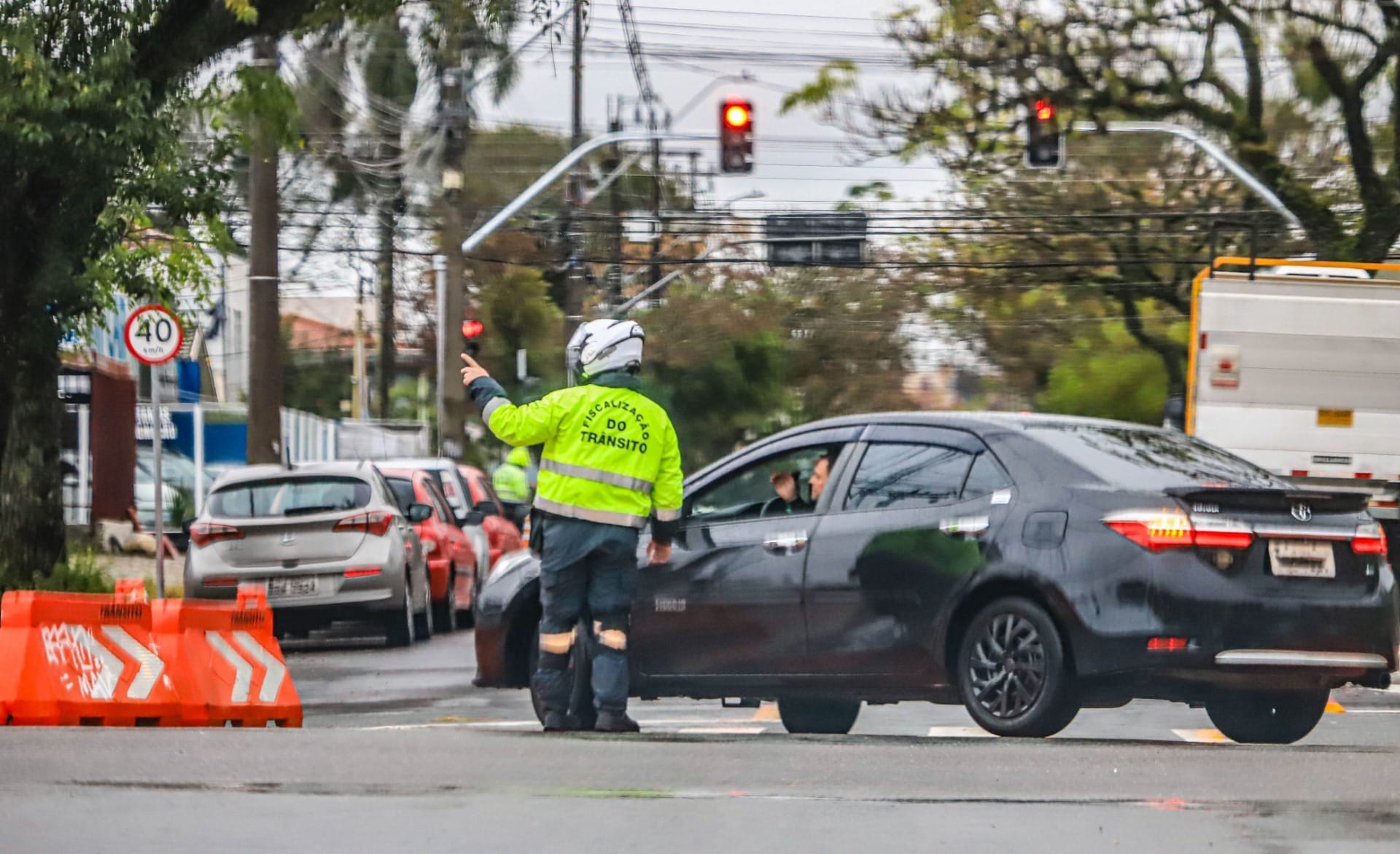 Ato pelo Dia da Mulher altera trânsito no Centro de Curitiba