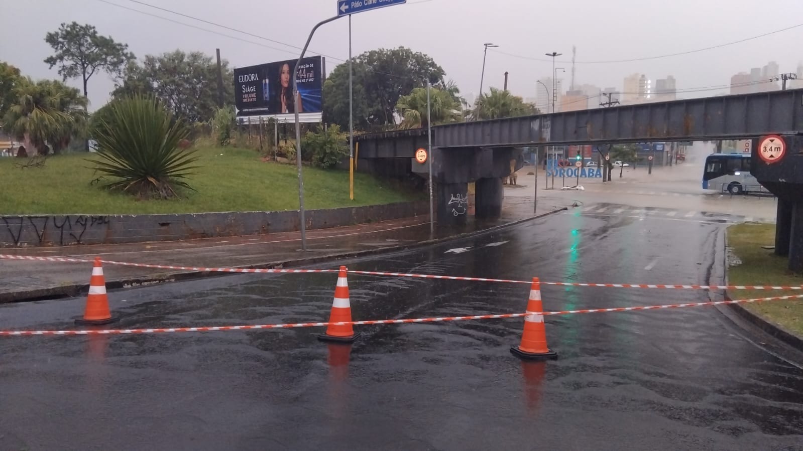 General Osório sentido Praça da bandeira foi atingida