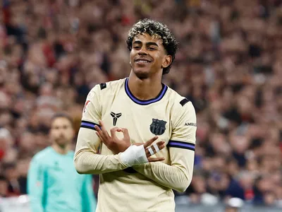Atlético de Madrid ironiza Barcelona e faz "oferta" por Lamine Yamal