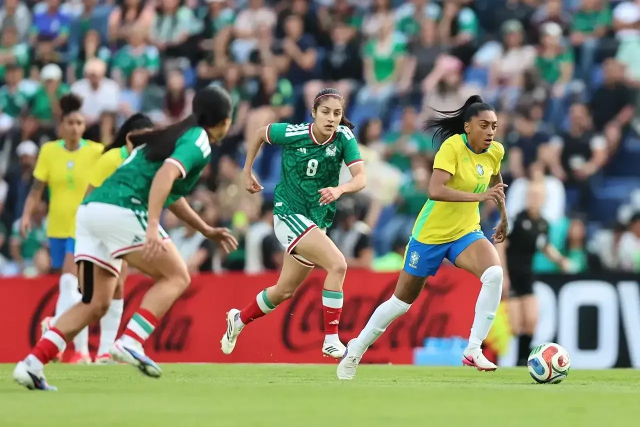 Kerolin lutou bastante, mas não conseguiu deixar sua marca na Cidade do México | Crédito: Lívia Villas Boas/Staff Images/CBF