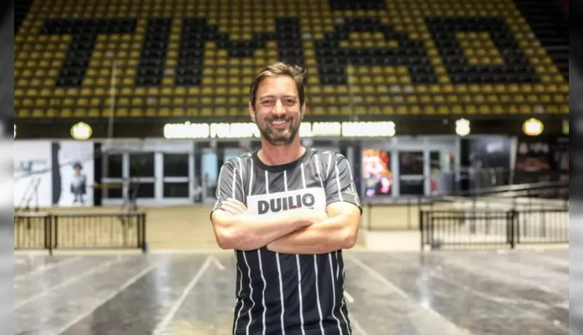 Justiça torna Duílio Monteiro réu por uso indevido de cartão do Corinthians