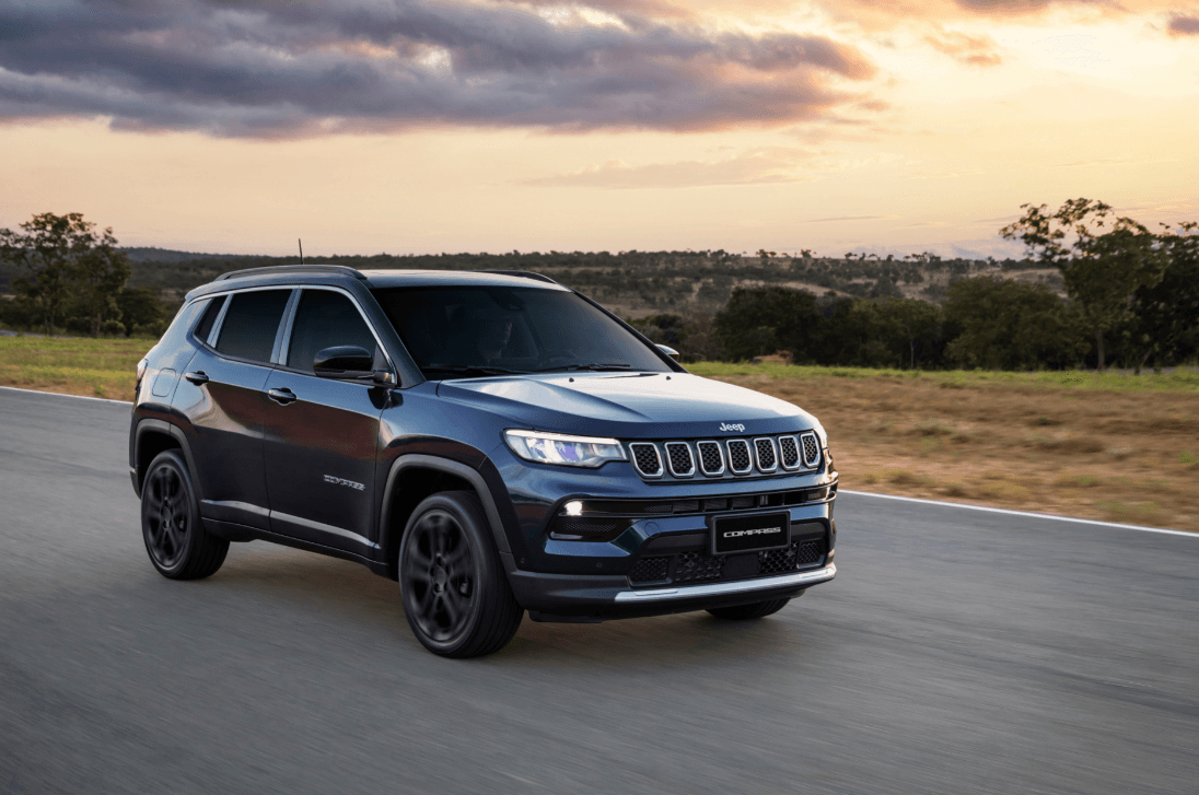 Jeep Compass segue na liderança entre os SUVs médios em fevereiro