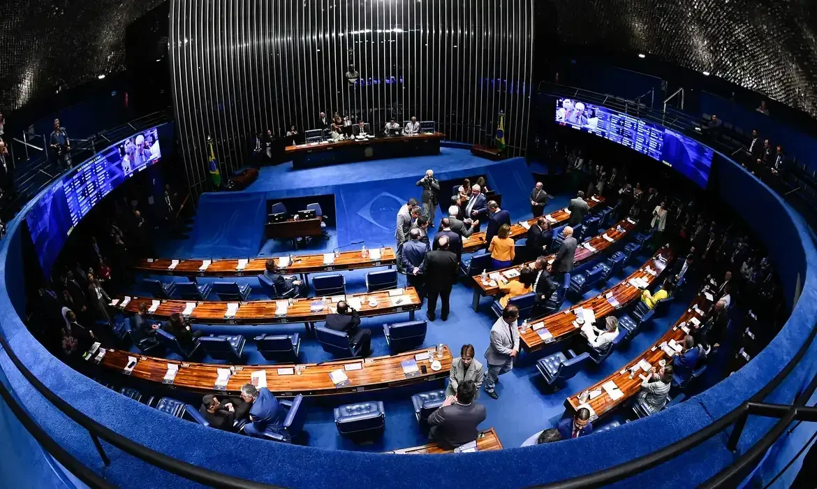 Senado aprova criação de novos cargos no Executivo com impacto de R$ 5,3 bi