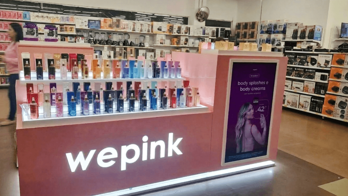 Americanas e Wepink firmam parceria para instalação de quiosques em lojas