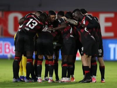 Athletico x Mirassol ao vivo pelo Brasileirão: onde assistir e escalações