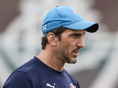 Zubeldía, do Fluminense, abre o jogo sobre problema cardíaco: "um choque"