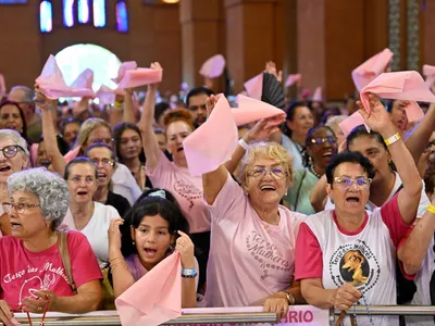 35 mil mulheres: Terço das Mulheres reúne fiéis no Santuário Nacional