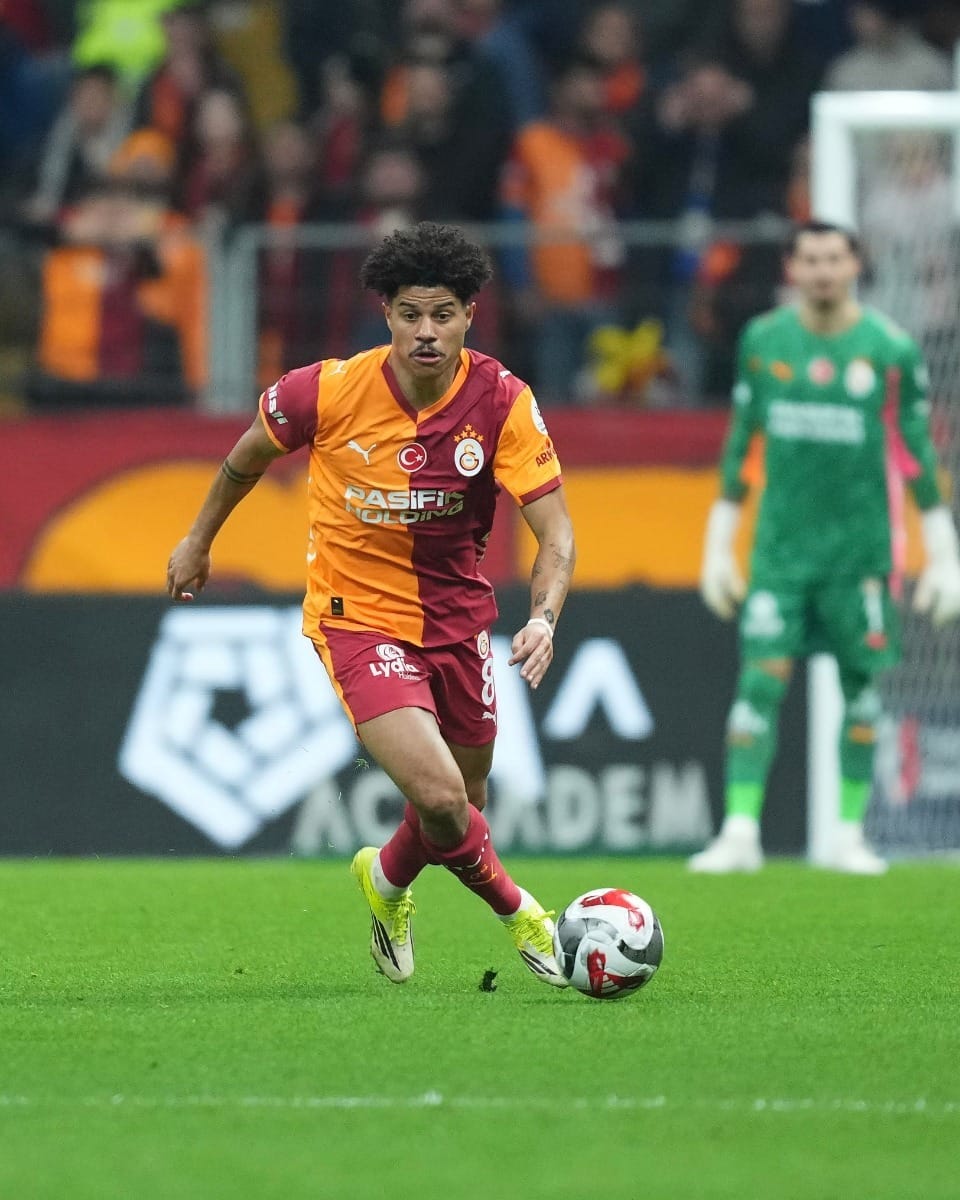 Conheça Gabriel Sara, meia do Galatasaray convocado para seleção brasileira