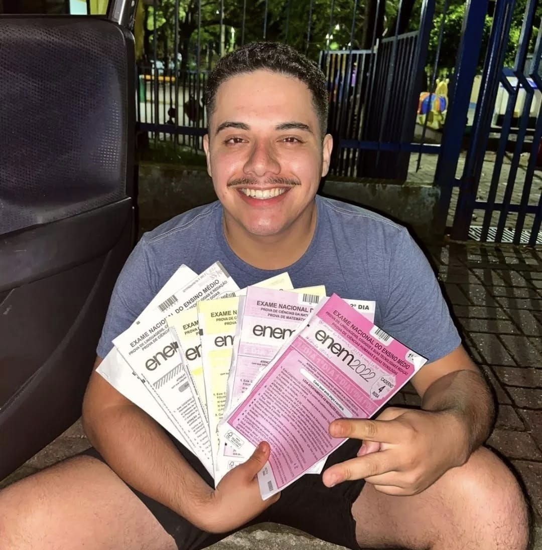 Matheus prestou o Enem seis vezes em busca do sonho de cursar Medicina I Crédito: Arquivo Pessoal/Divulgação