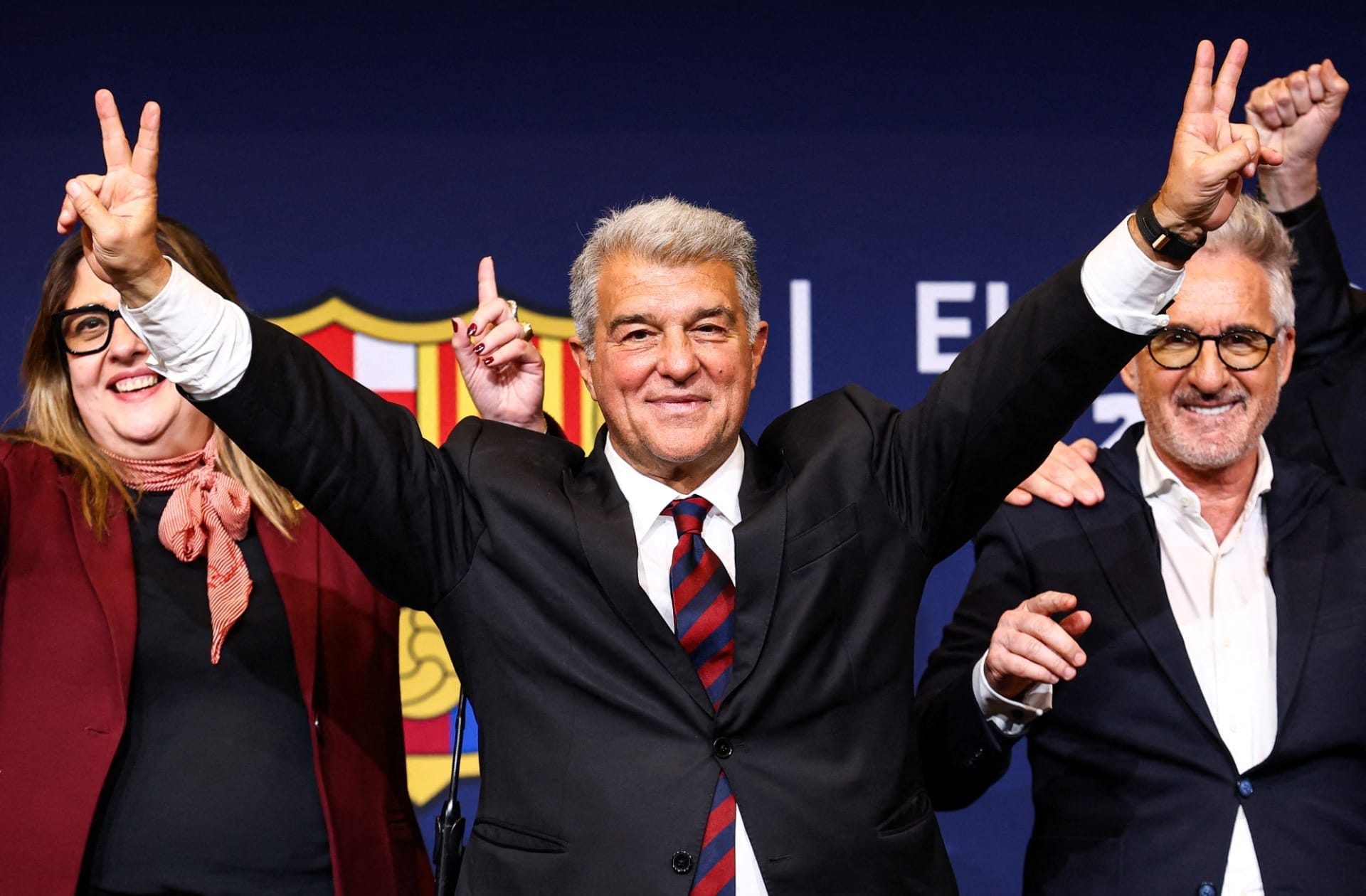 Reeleito, presidente do Barcelona banca técnico e fala em volta de Messi
