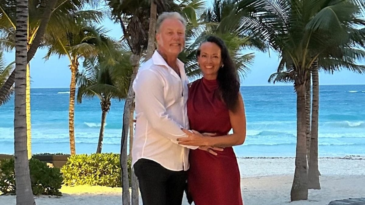 James Hetfield pede namorada em casamento durante mergulho com tubarões