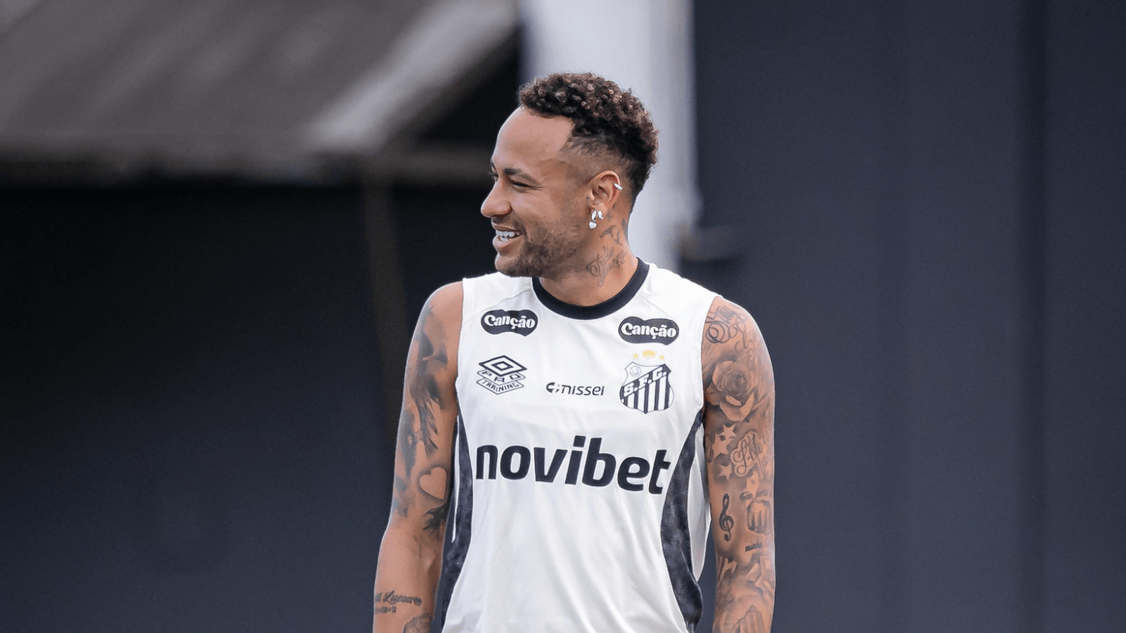 Neymar divulga vídeo e mostra reação ao não ser convocado por Ancelotti
