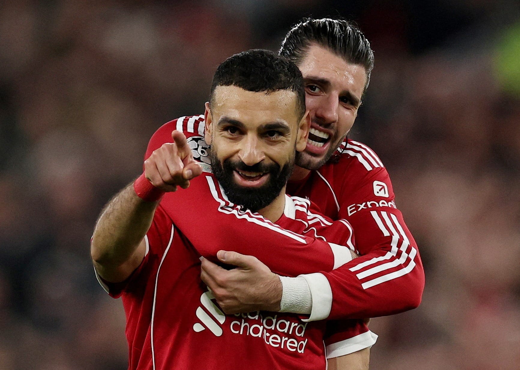 Liverpool goleia Galatasaray e avança para enfrentar PSG na Champions