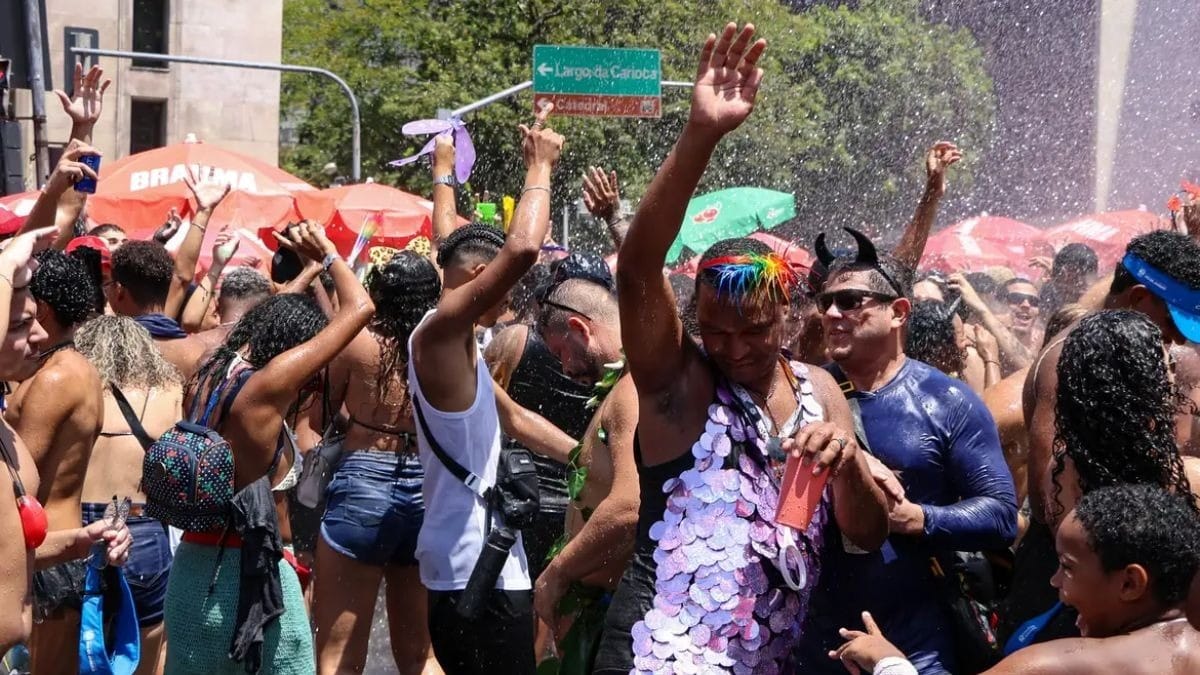 Brasil ocupa a 7ª posição em ranking de países mais felizes do mundo