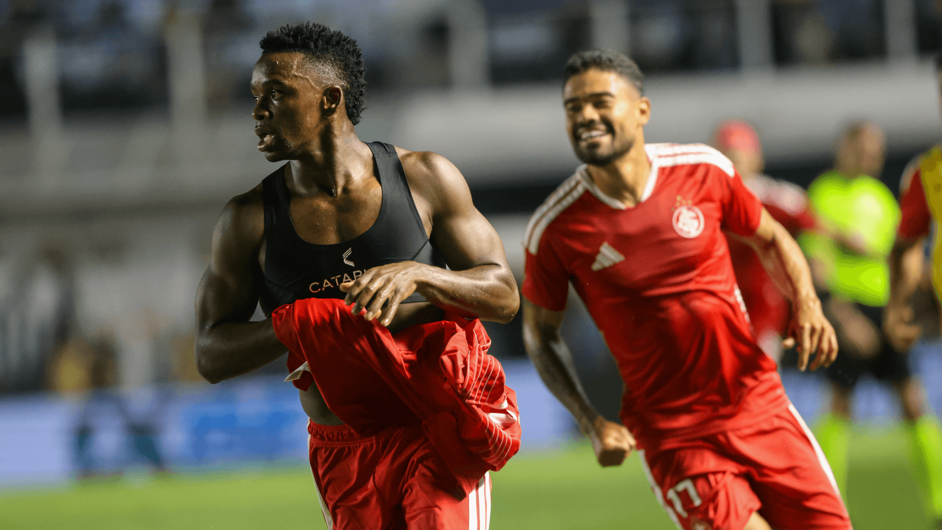 Internacional x Chapecoense: onde assistir ao vivo, horário e odds
