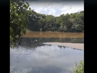 Moradores de Tremembé reclamam de esgoto no Rio Paraíba