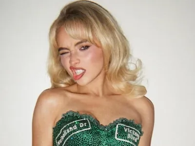 O que esperar de Sabrina Carpenter no show do Lollapalooza Brasil?