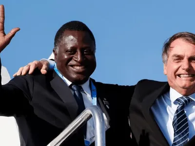 PL deve destituir presidente estadual por "afrontar" Bolsonaro e deputado