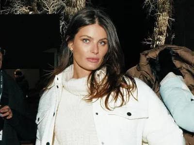Isabeli Fontana sobre autoestima e pressão estética: "Já fui a rejeitada"