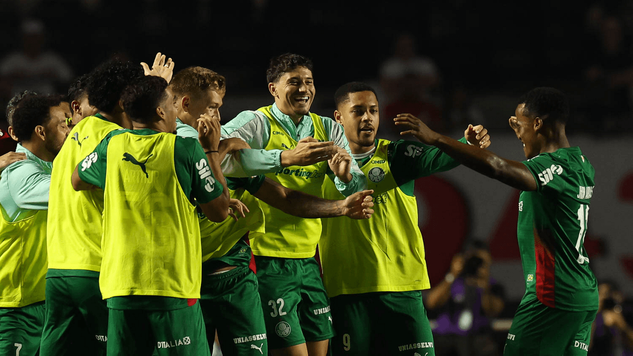 Arias marca, Palmeiras vence o São Paulo e fica na liderança do Brasileirão