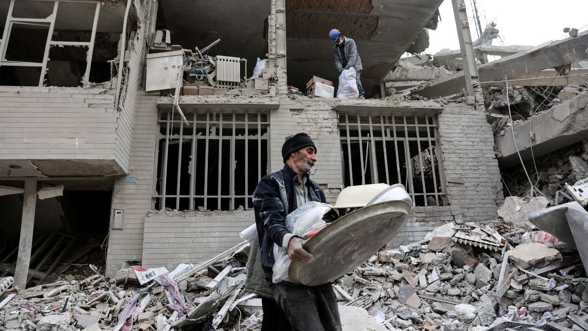 Consequências de um ataque a um edifício, em meio ao conflito entre os EUA e Israel com o Irã, em Teerã.