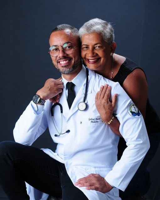 Gabriel reforça que a mãe foi seu principal pilar de força I Divulgação/ Arquivo pessoal